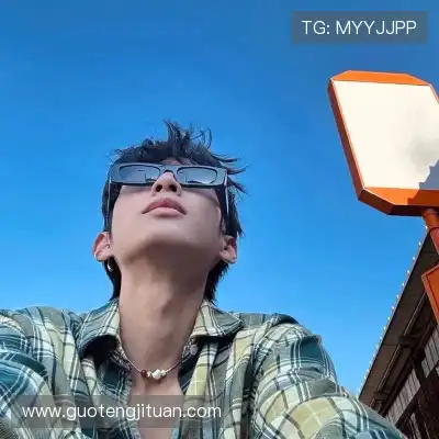 卫凝林